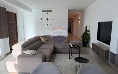 Three bedroom apartment in Swieqi