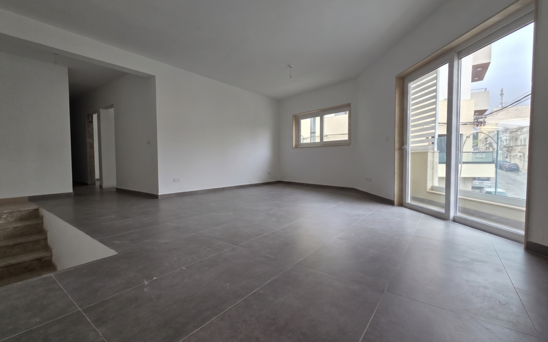 Two Bedroom Iklin Maisonette