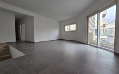 Two Bedroom Iklin Maisonette